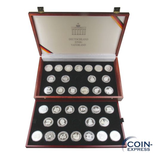 Deutschland einig Vaterland 34 Stück Silbermedaillen