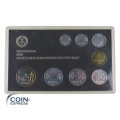 DDR Kursmünzensatz 1985 Stempelglanz mit Medaille Gelehrte DDR Kursmünzensatz 1985 Stempelglanz mit Medaille Gelehrte